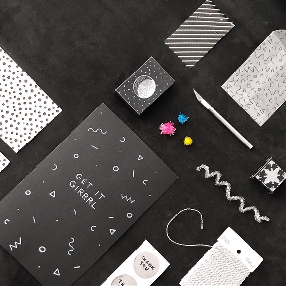 〰️ WRAP ME 〰️ - Picture 1 of 1